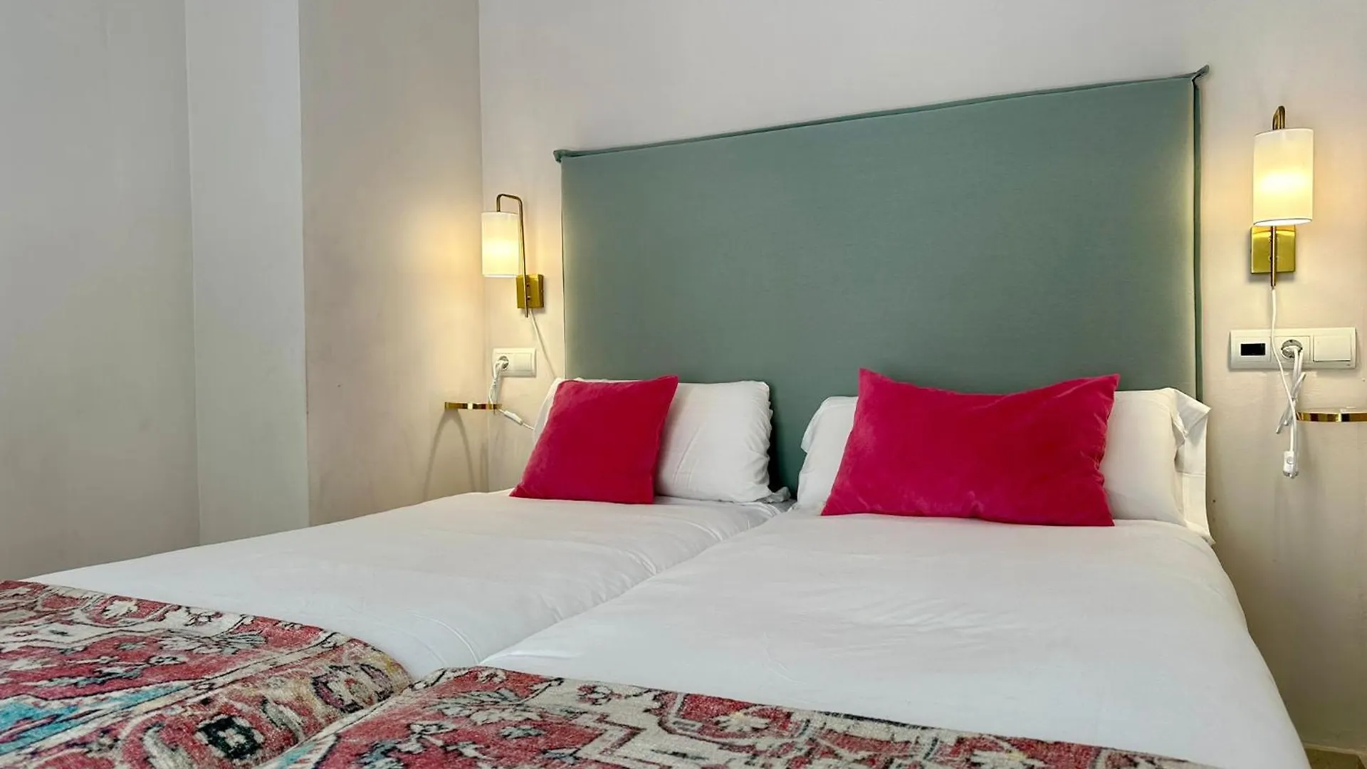 Urbe10 Pries Suite Malaga 0*,  Spain