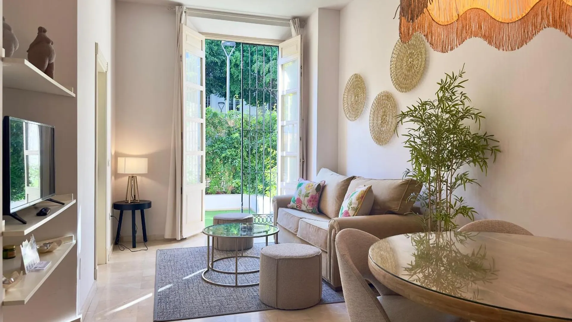 Urbe10 Pries Suite Malaga Apartment