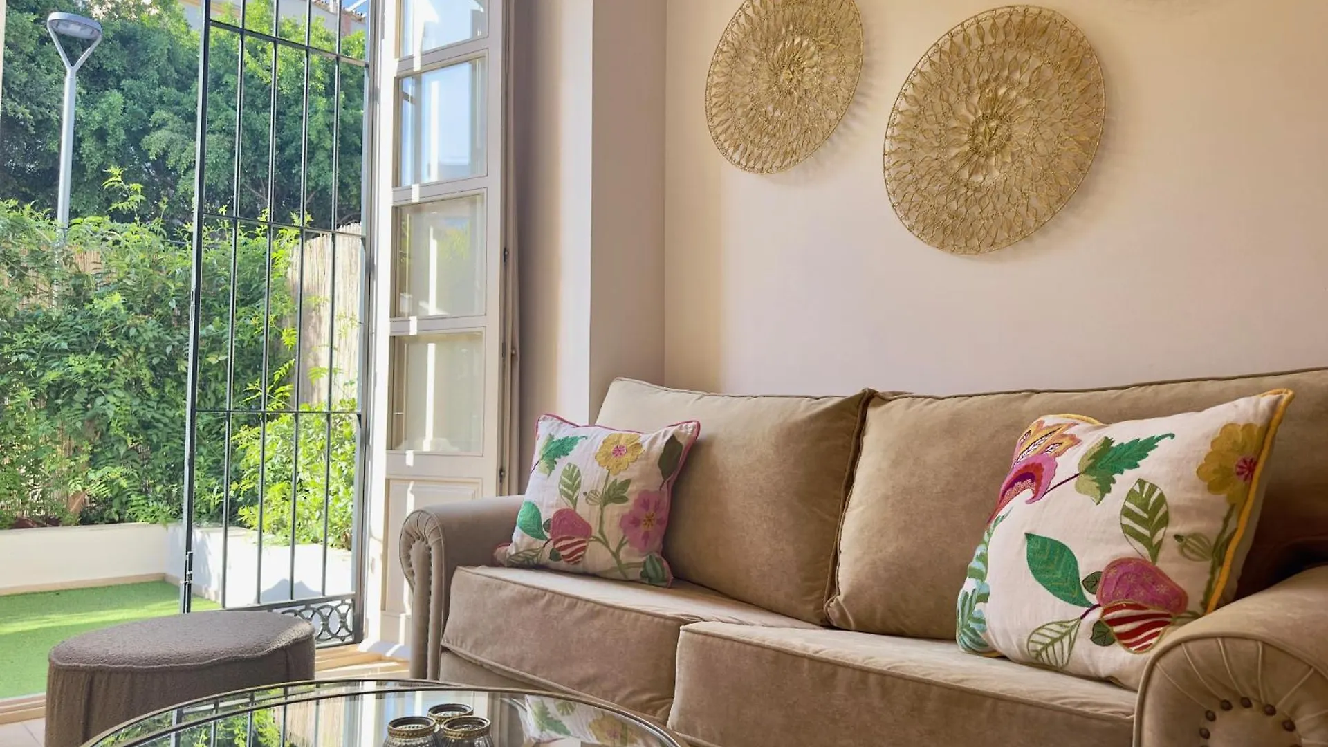 Urbe10 Pries Suite Malaga Apartment